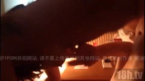 宾馆操大奶骚逼,淫语对白