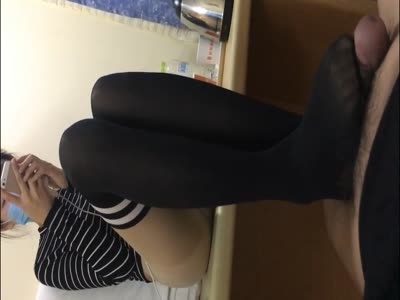 足交5 可愛過膝襪 詳情