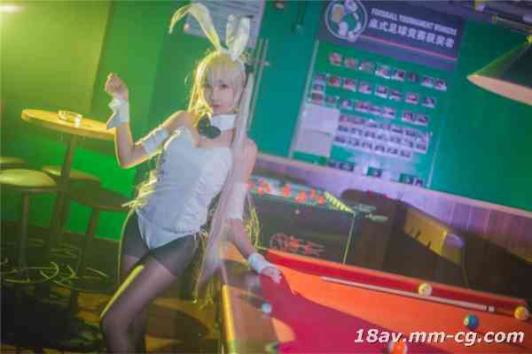 可爱青春美少女吃一口兔子多场景换装制服诱惑 性感黑丝 唯美画风【00:59】